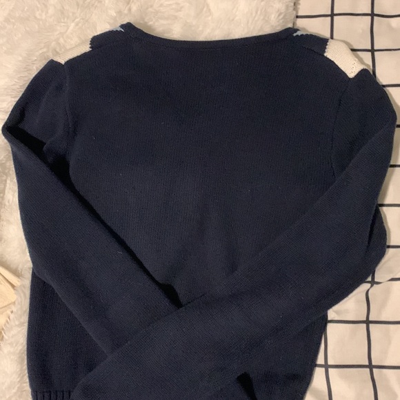 brandy melville rare sweater not sold anymore - Picture 4 of 5